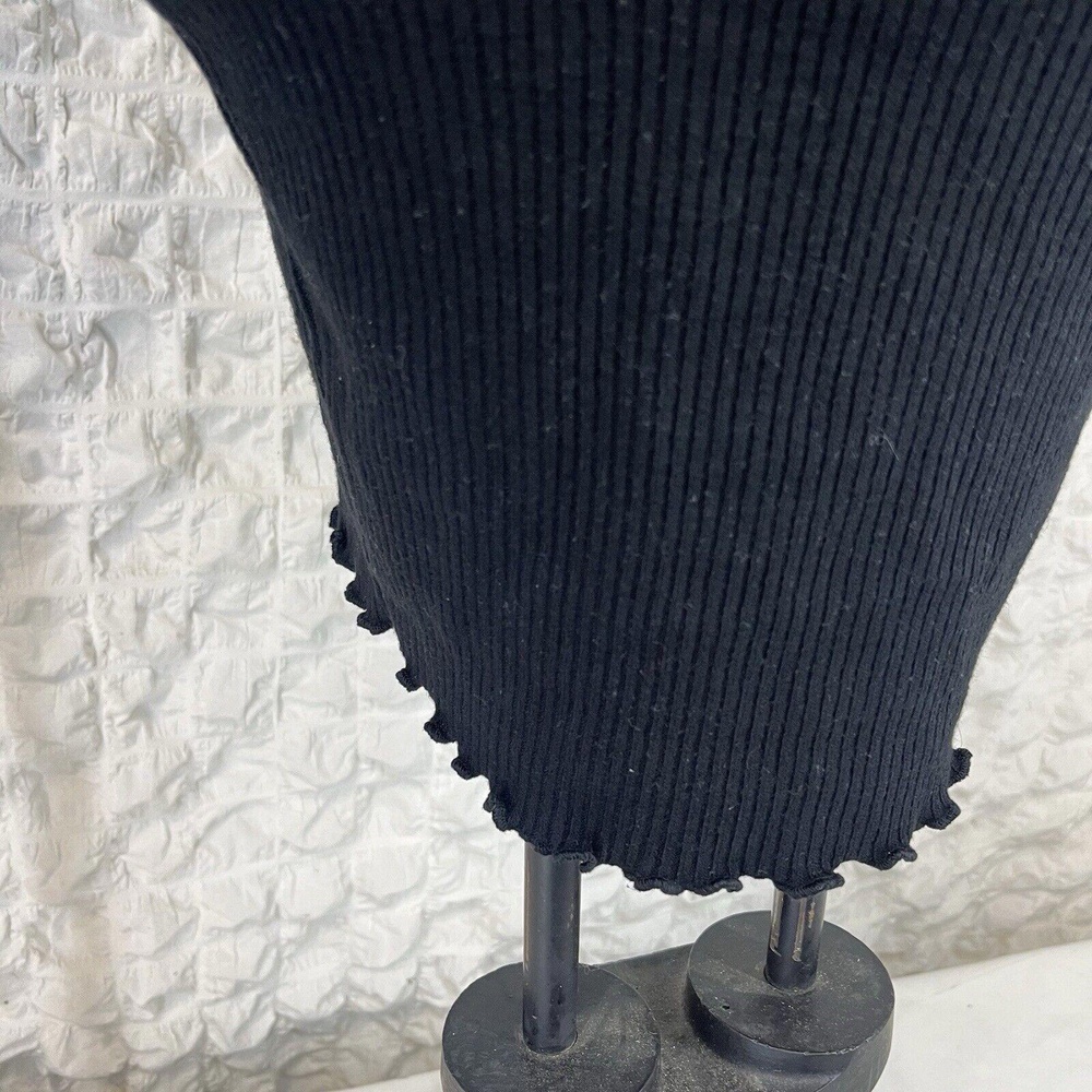 Small - Women's - Liz & Sara - Chic Black Ribbed Bodysuit with Ruffle Trim - Picture 2 of 7